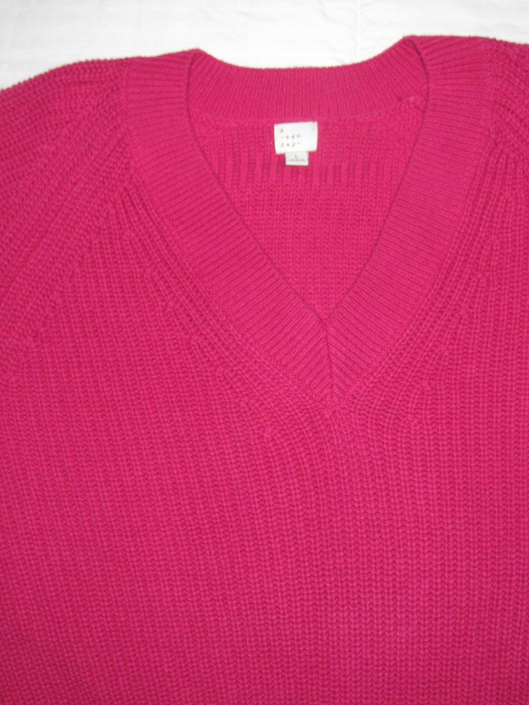 Beautiful Condition ~ Large Rasberry Colored Sweater - A New Day